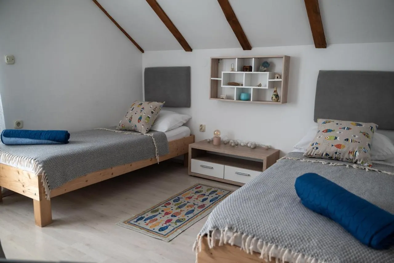 Apartman Milutin Vrsi